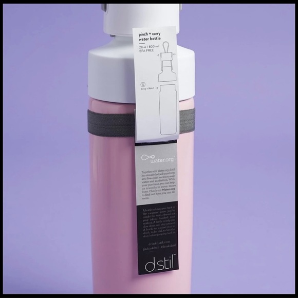 d.stil 28oz pinch + carry water bottle in powdered sky - Picture 2 of 11